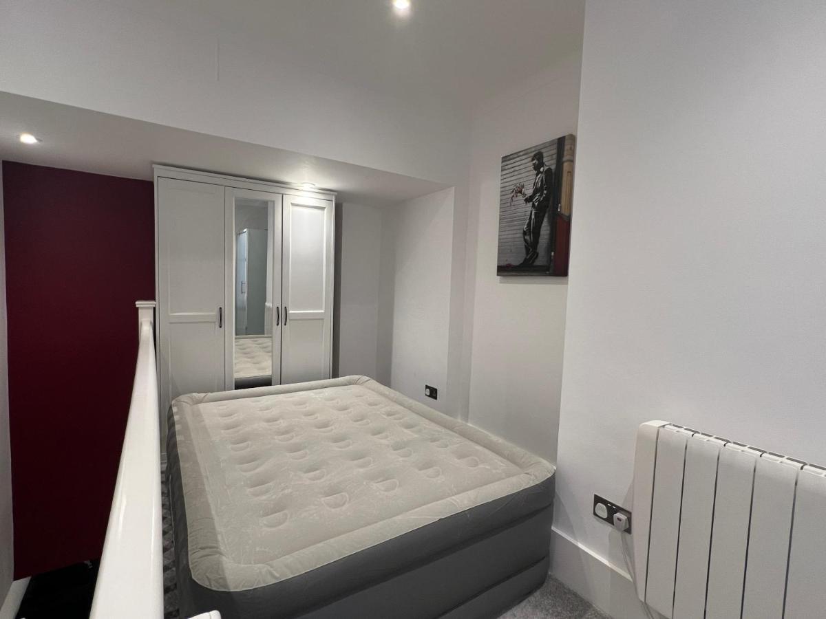 The Snap Pad Boutique Apartment Royal Tunbridge Wells Esterno foto