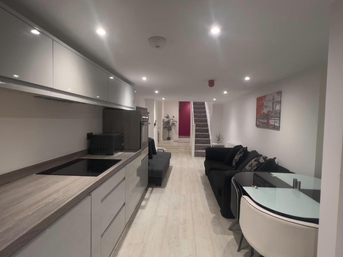 The Snap Pad Boutique Apartment Royal Tunbridge Wells Esterno foto
