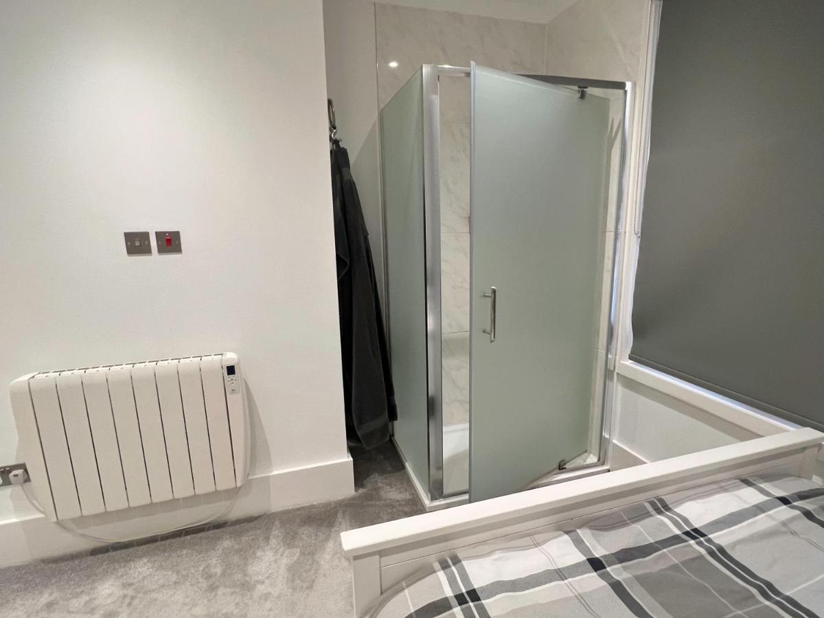 The Snap Pad Boutique Apartment Royal Tunbridge Wells Esterno foto