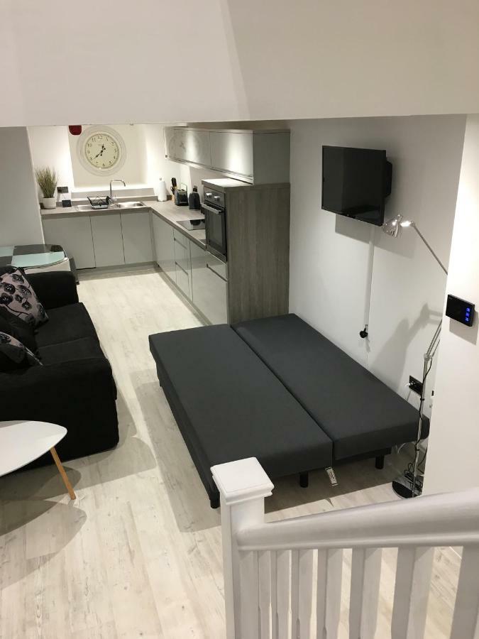 The Snap Pad Boutique Apartment Royal Tunbridge Wells Esterno foto